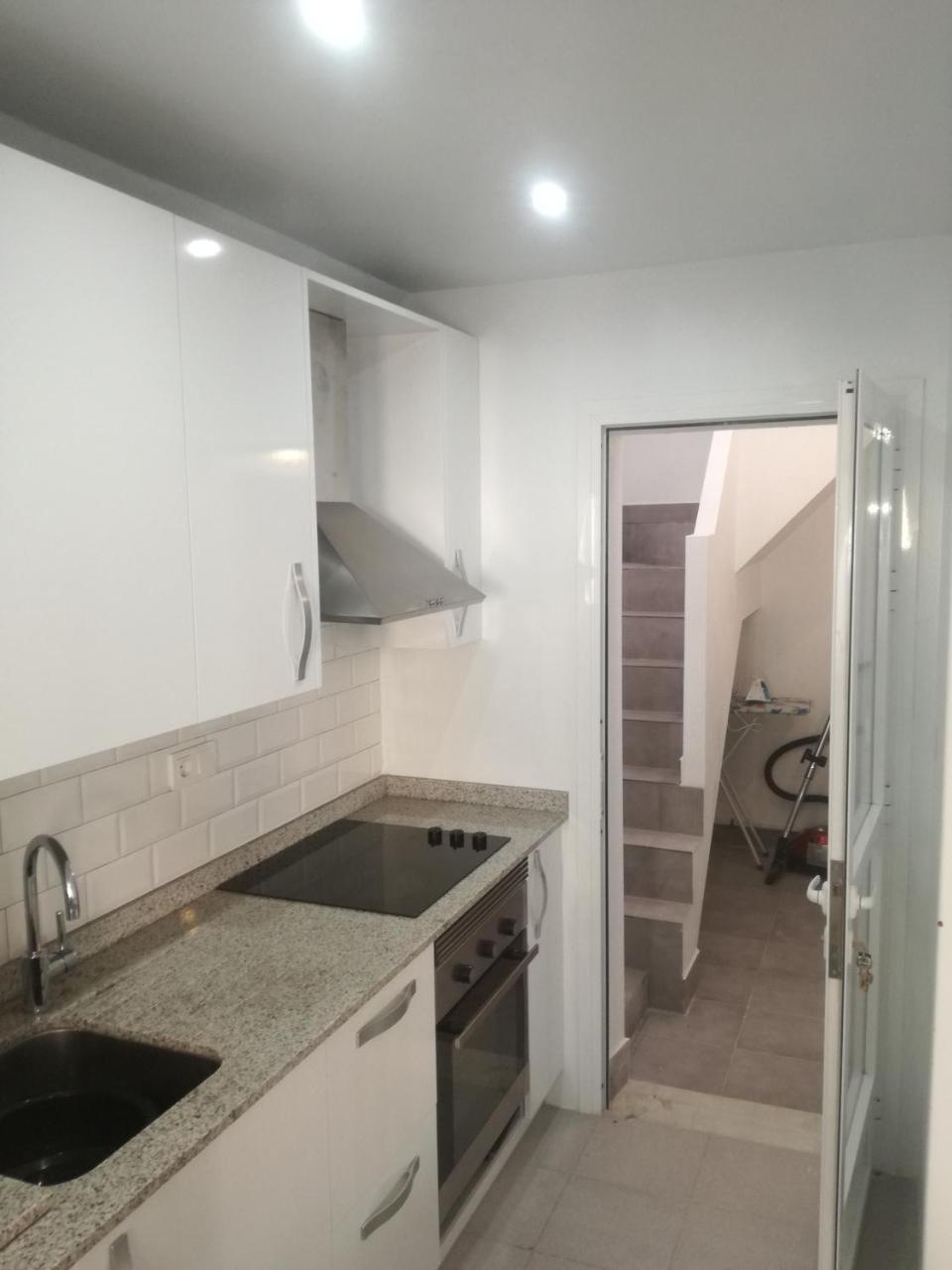 2 Bedroom Newly Renovated Bungalow Close To Bars & Restaurants Los Alcazares Bagian luar foto